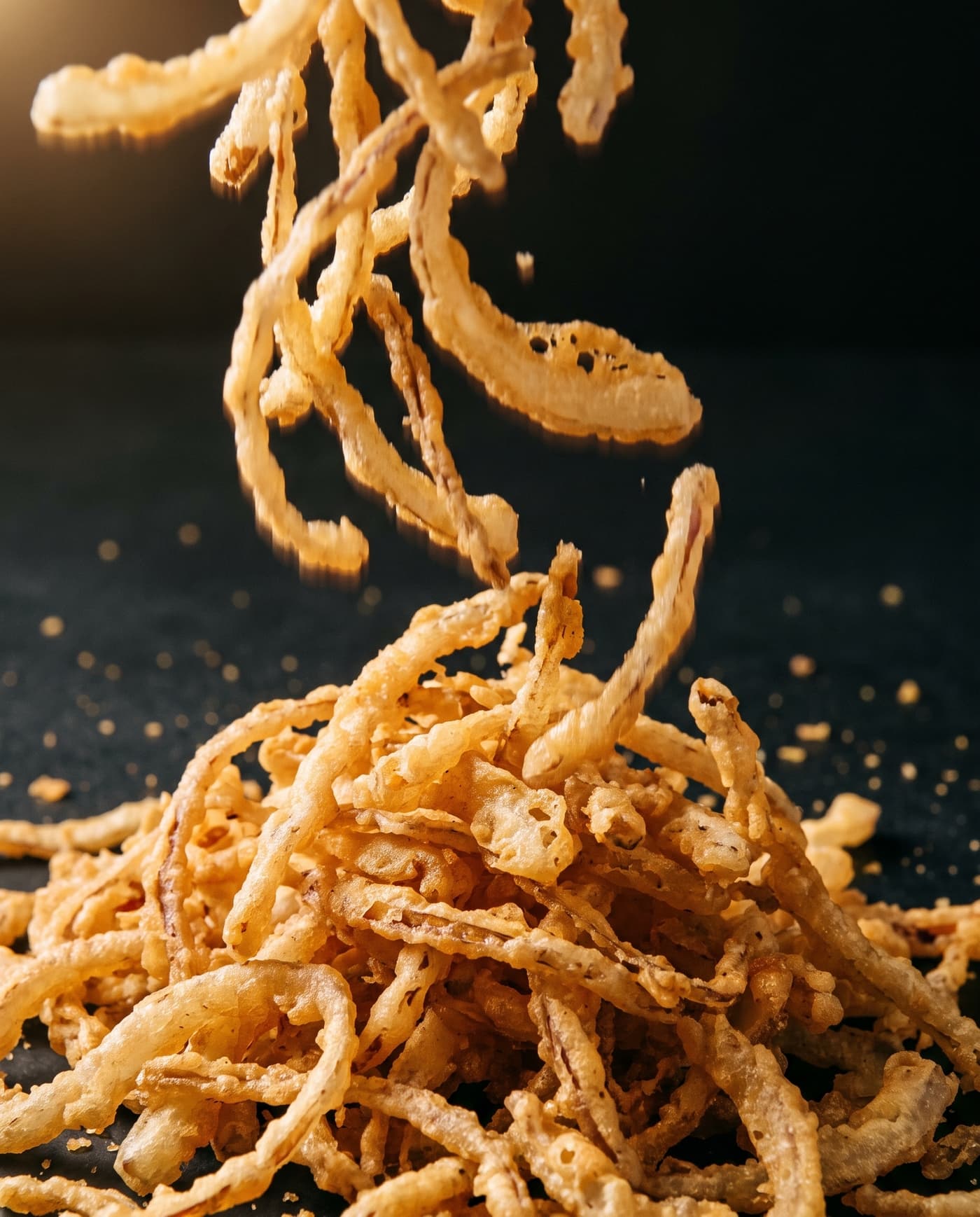 Cebola Frita Crispy — Fresca, nunca reidratada.