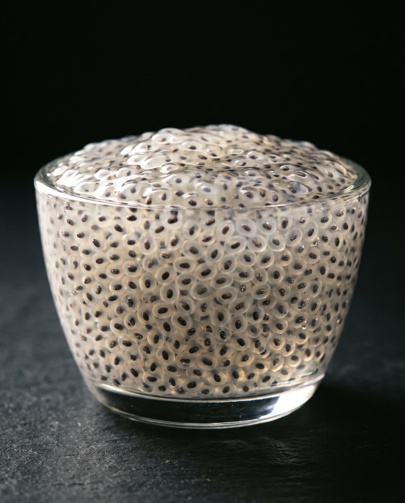 Chia Premium — A semente que vira gel.
